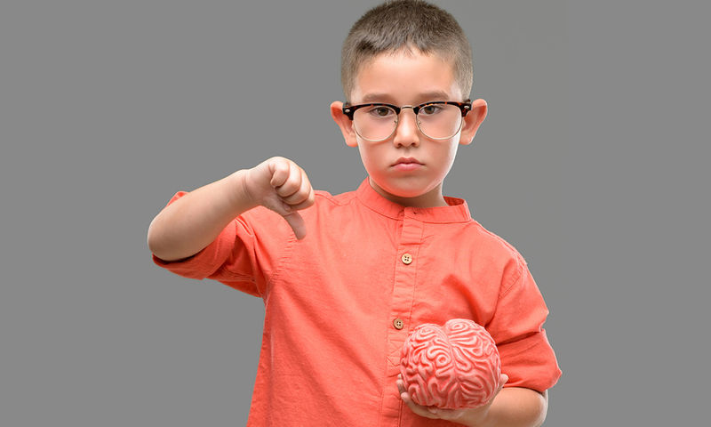 Παιδί και οθόνες: Τα επικίνδυνα όρια για τον εγκέφαλο